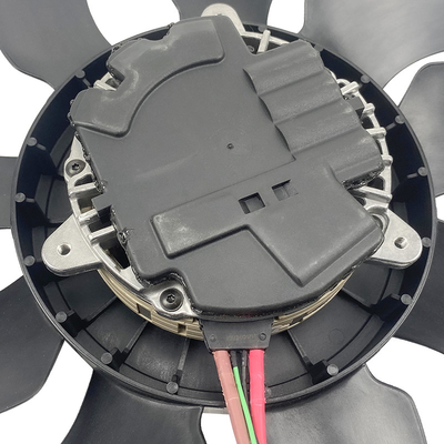 Niveaus 600W ISO TS15949 Auto motor koelsysteem Koelventilator Voor Volkswagen Touareg