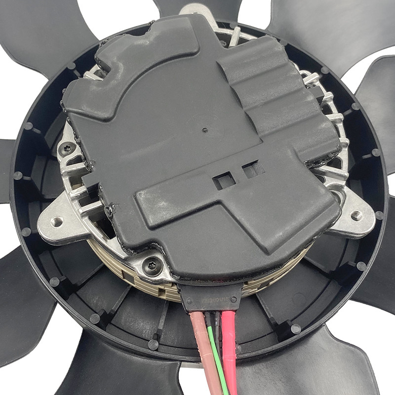 Niveaus 600W ISO TS15949 Auto motor koelsysteem Koelventilator Voor Volkswagen Touareg