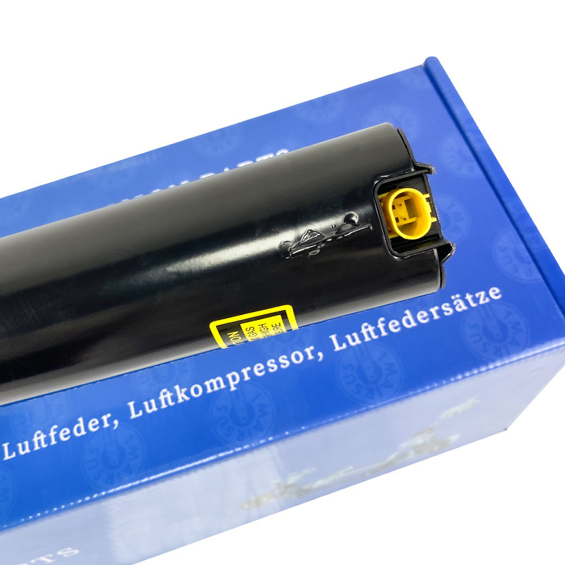 Brandnieuwe Audi A3 Air Suspension Schok OEM 8V0413029K Staal Aluminium Rubber Front Links Rechter Positie